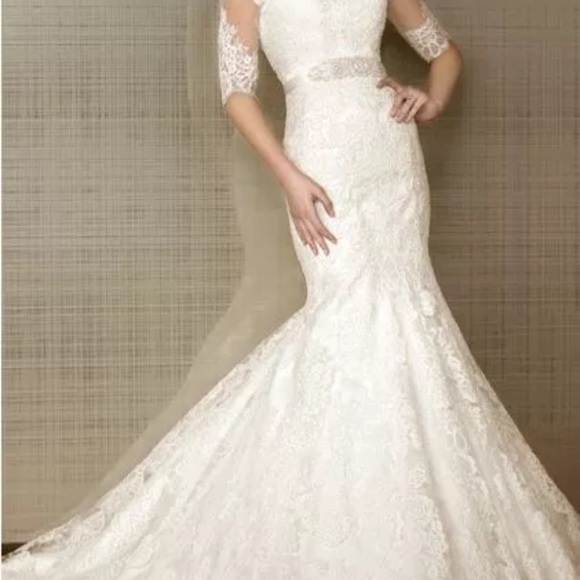 Wedding dress - Essence of Australia - Picture 4 of 9